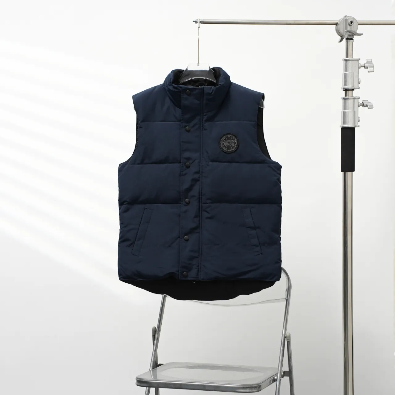 P340 CANADA GOOSE丨Canada Goose slanted pocket stand collar down vest Color: dark blue black label Size: XS-XXL